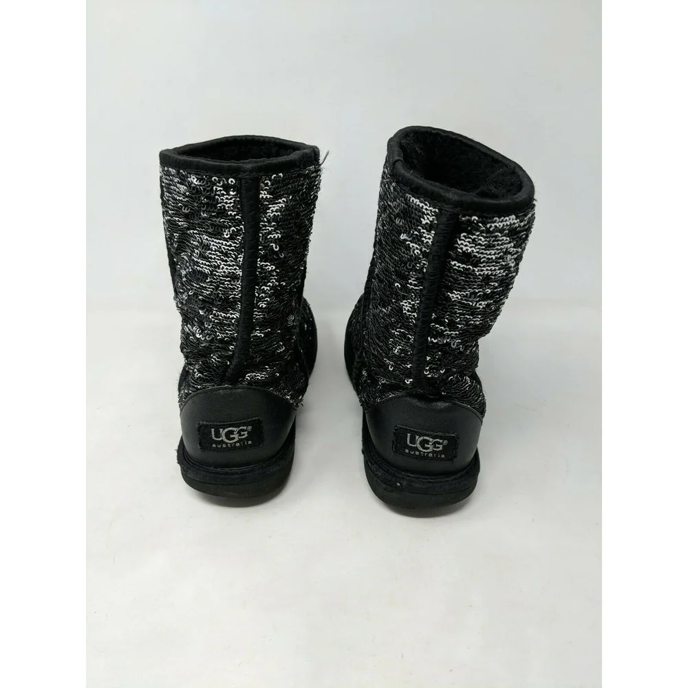 UGG Australia Womens Size 6‎ Silver Sequin Sparkle Boots Faux Sherpa Fur 1002765